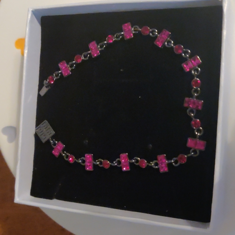Givenchy Bracelet Nwot Beautiful Pink And Gunmetal - Picture 4 of 12
